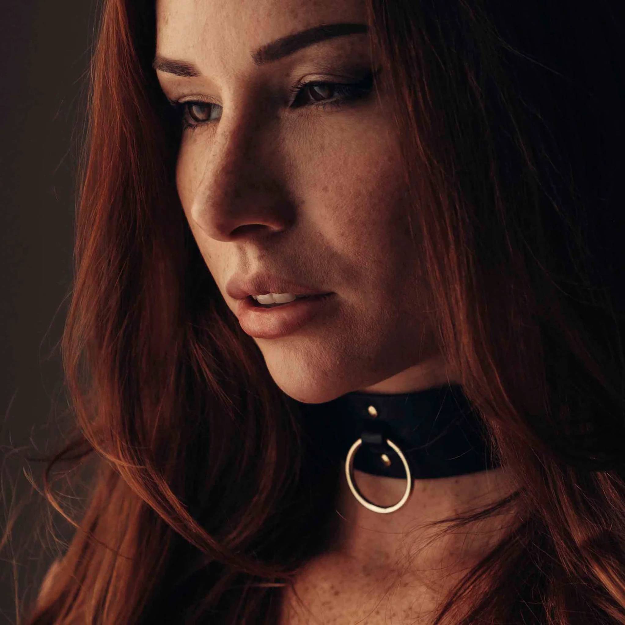 BIJOUX INDISCRETS MAZE HALSKETTE MIT RIEMEN